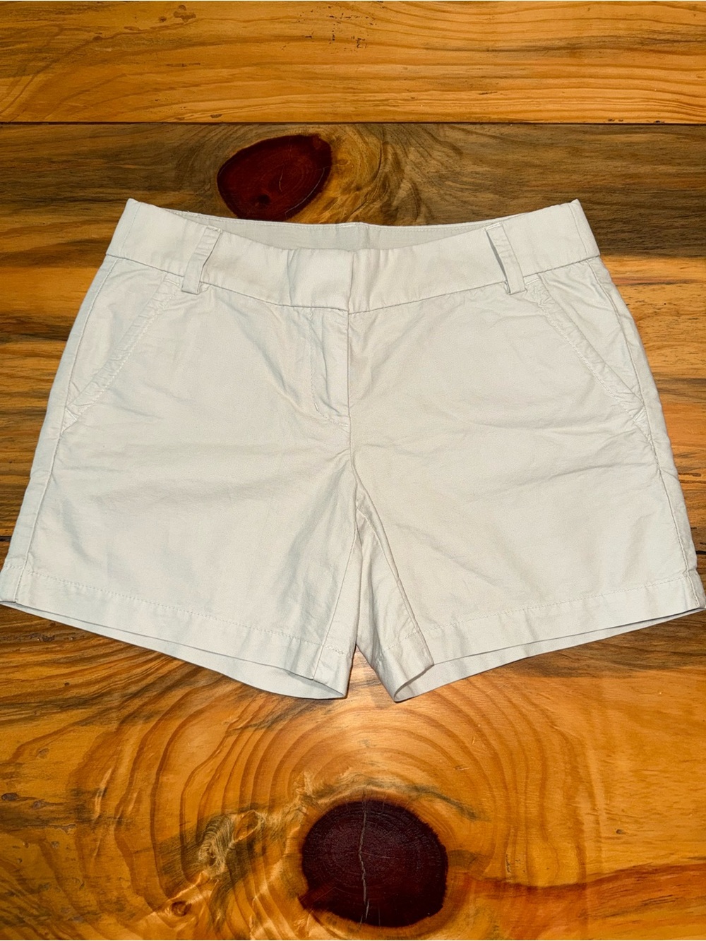 J.CREW Chino Shorts Women’s 4 Beige/Stone Cotton Twill Classic Fit Pockets Zip